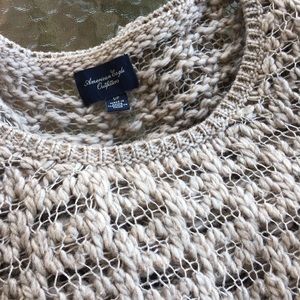 LIGHT KNIT SWEATER